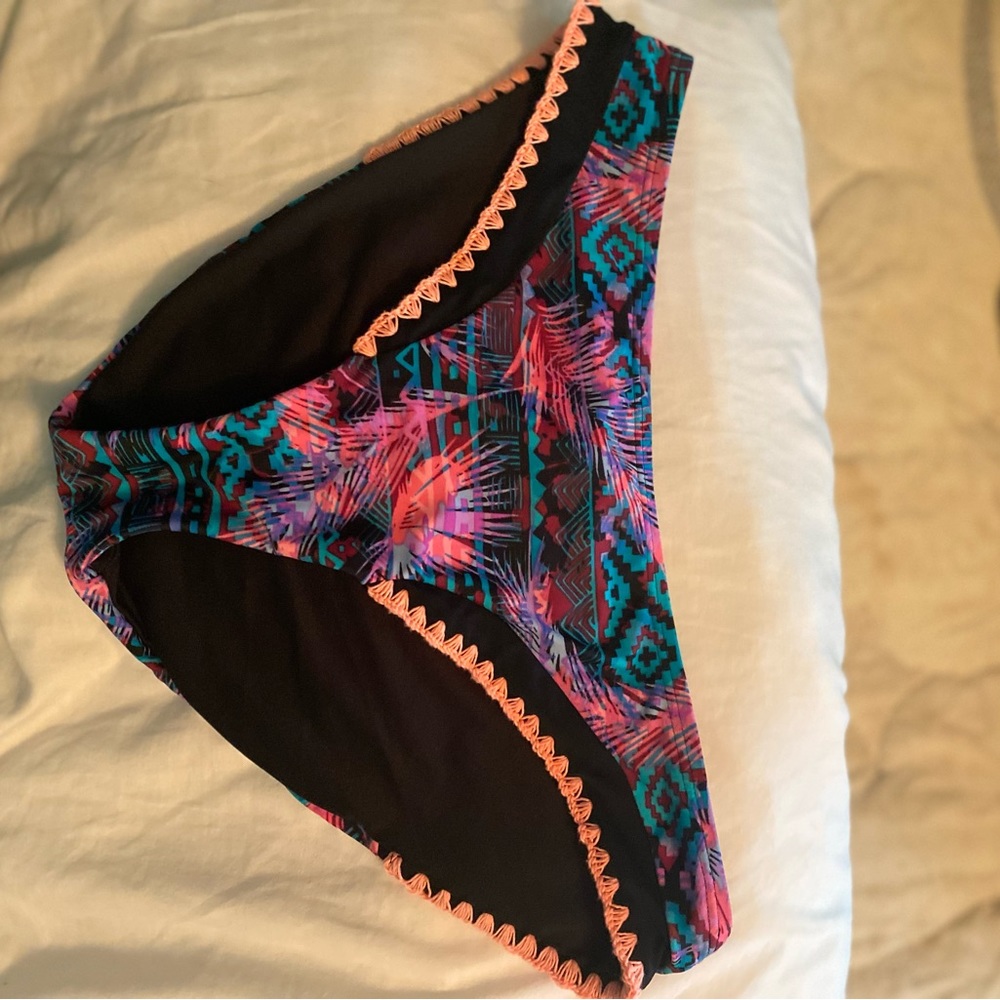 Women’s o rageous swim bottom